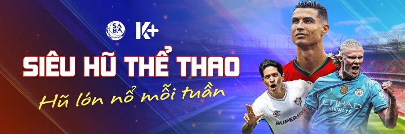 Đội tuyển Esports đang thi đấu trên sân khấu lớn